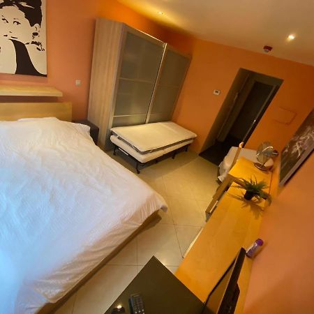 Anderlecht Residence La Fraisiere מראה חיצוני תמונה
