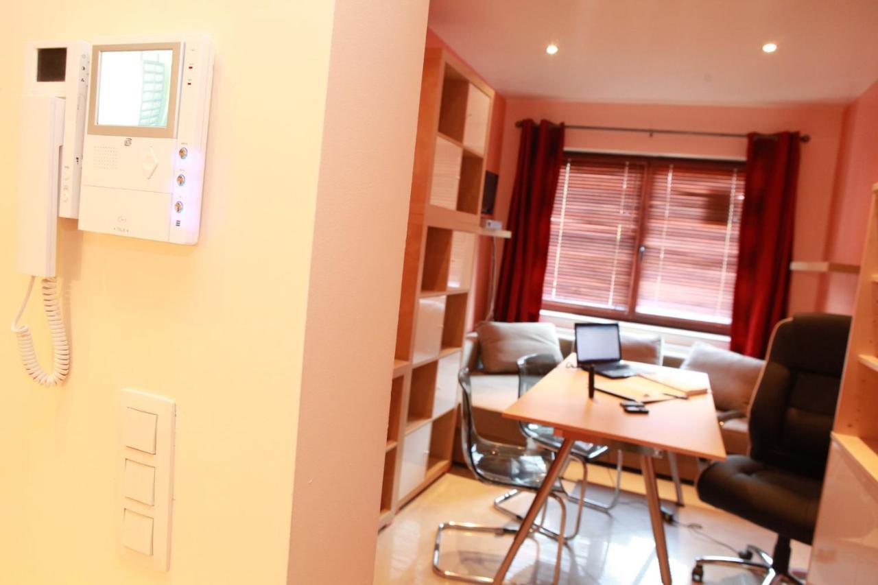 Anderlecht Residence La Fraisiere מראה חיצוני תמונה